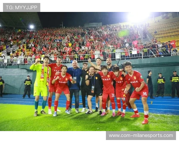 足球球星命运多舛:揭示球员意外死亡背后的原因与影响